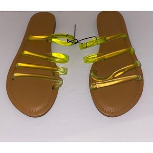 Four strap sandals -Forever21